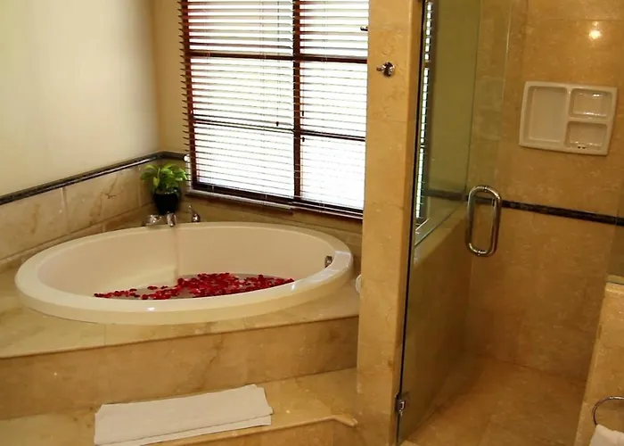 Executive King Suite